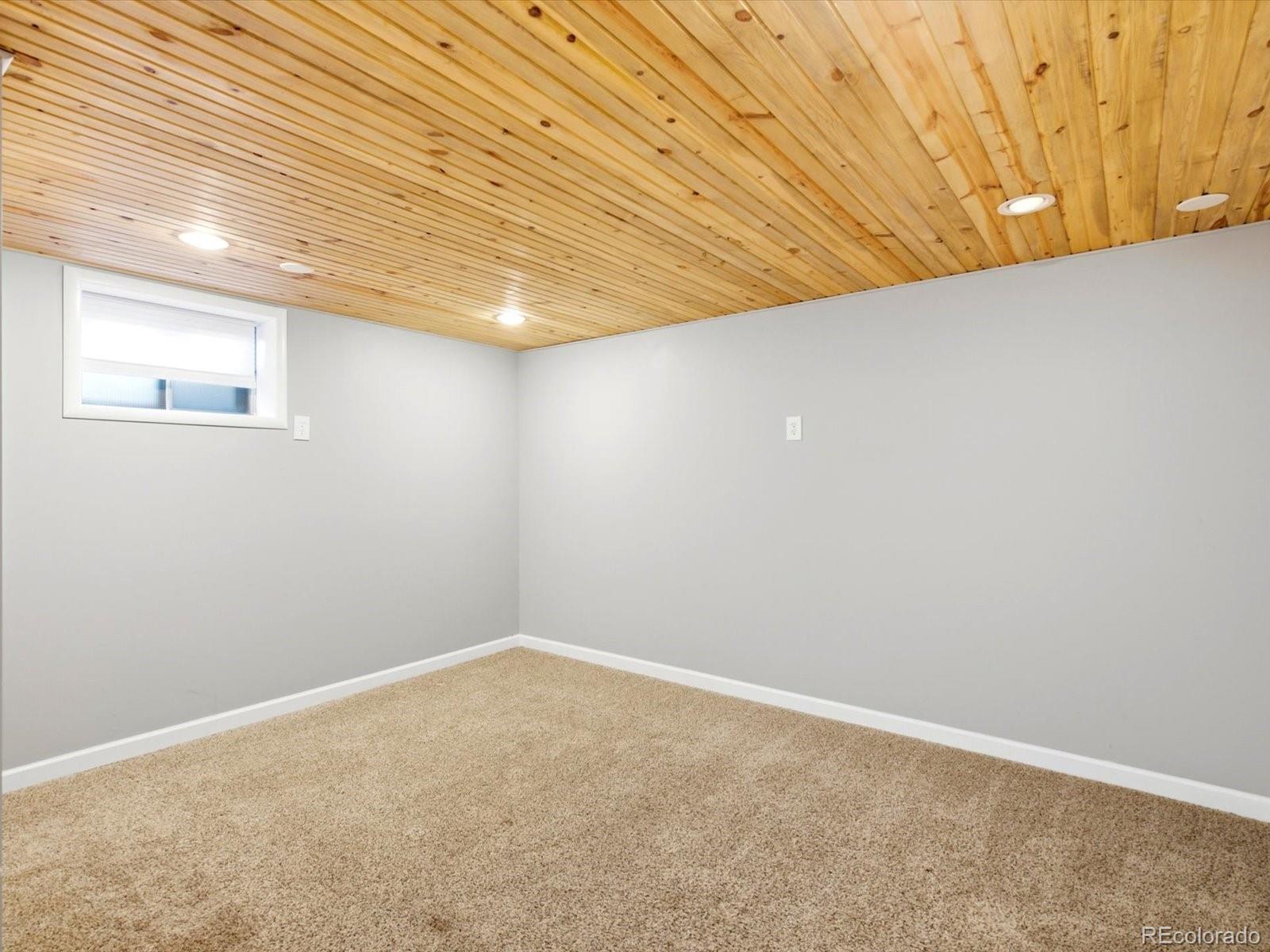 MLS Image #28 for 2888 s zurich court,denver, Colorado
