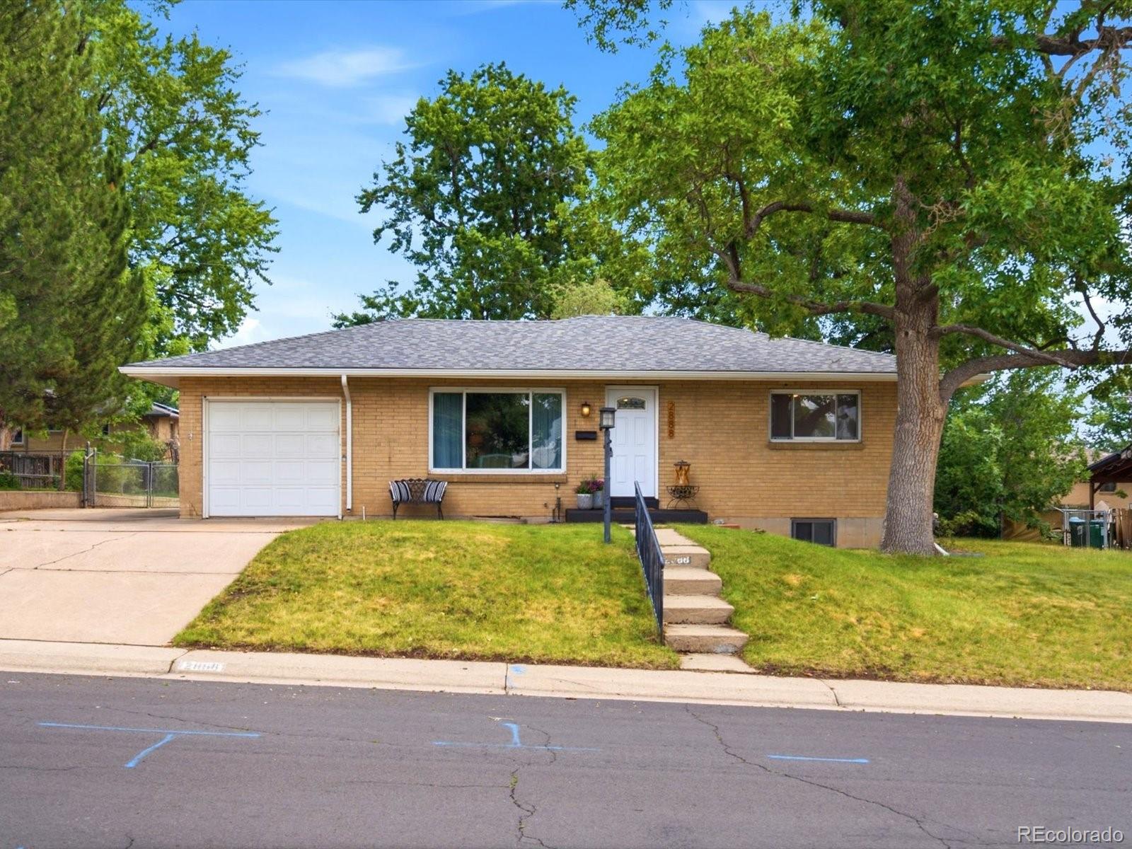 MLS Image #3 for 2888 s zurich court,denver, Colorado