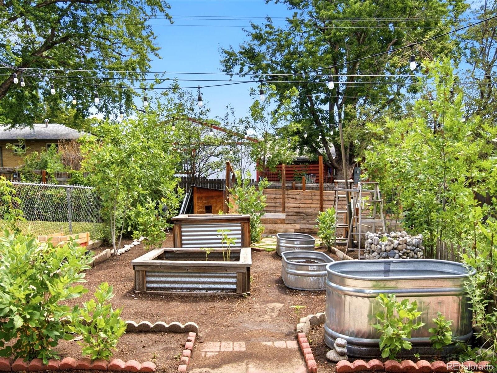 MLS Image #40 for 2888 s zurich court,denver, Colorado