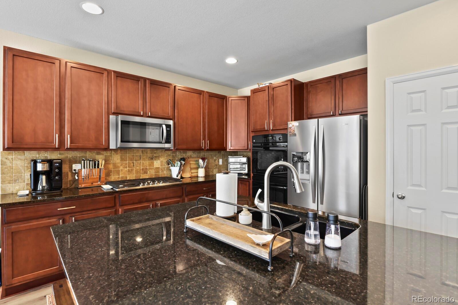 MLS Image #8 for 1430  sky rock way,castle rock, Colorado
