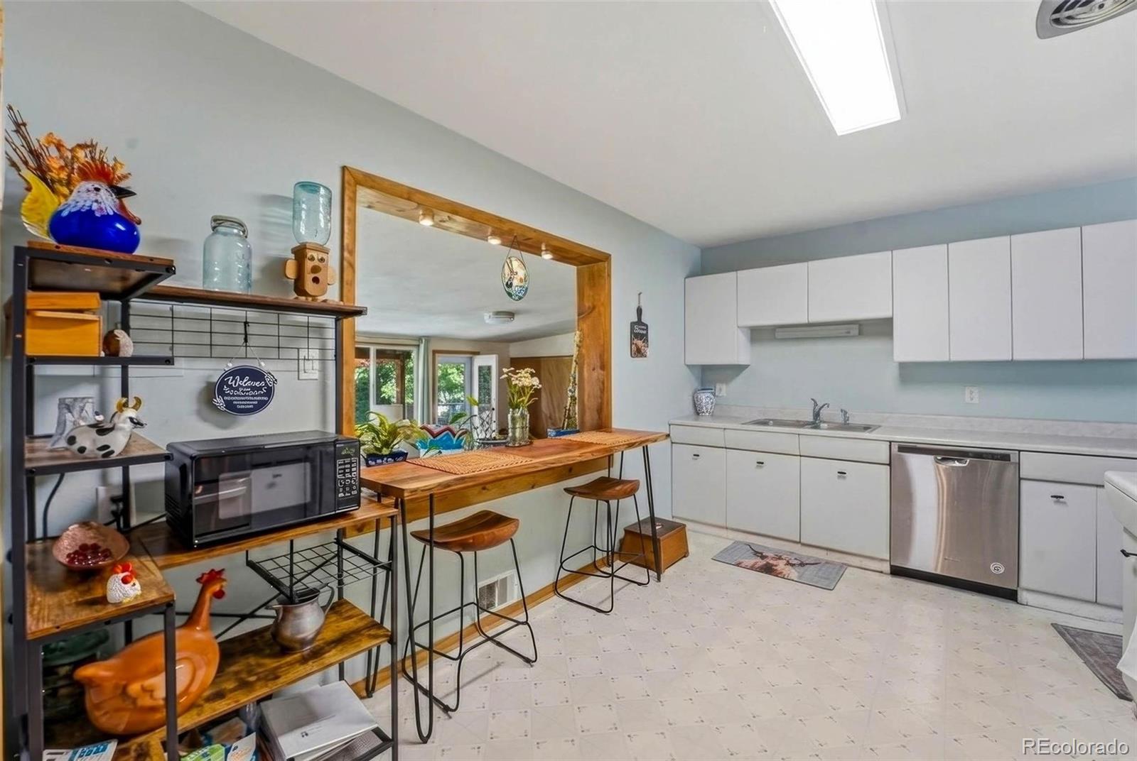MLS Image #10 for 2927 s stuart street,denver, Colorado