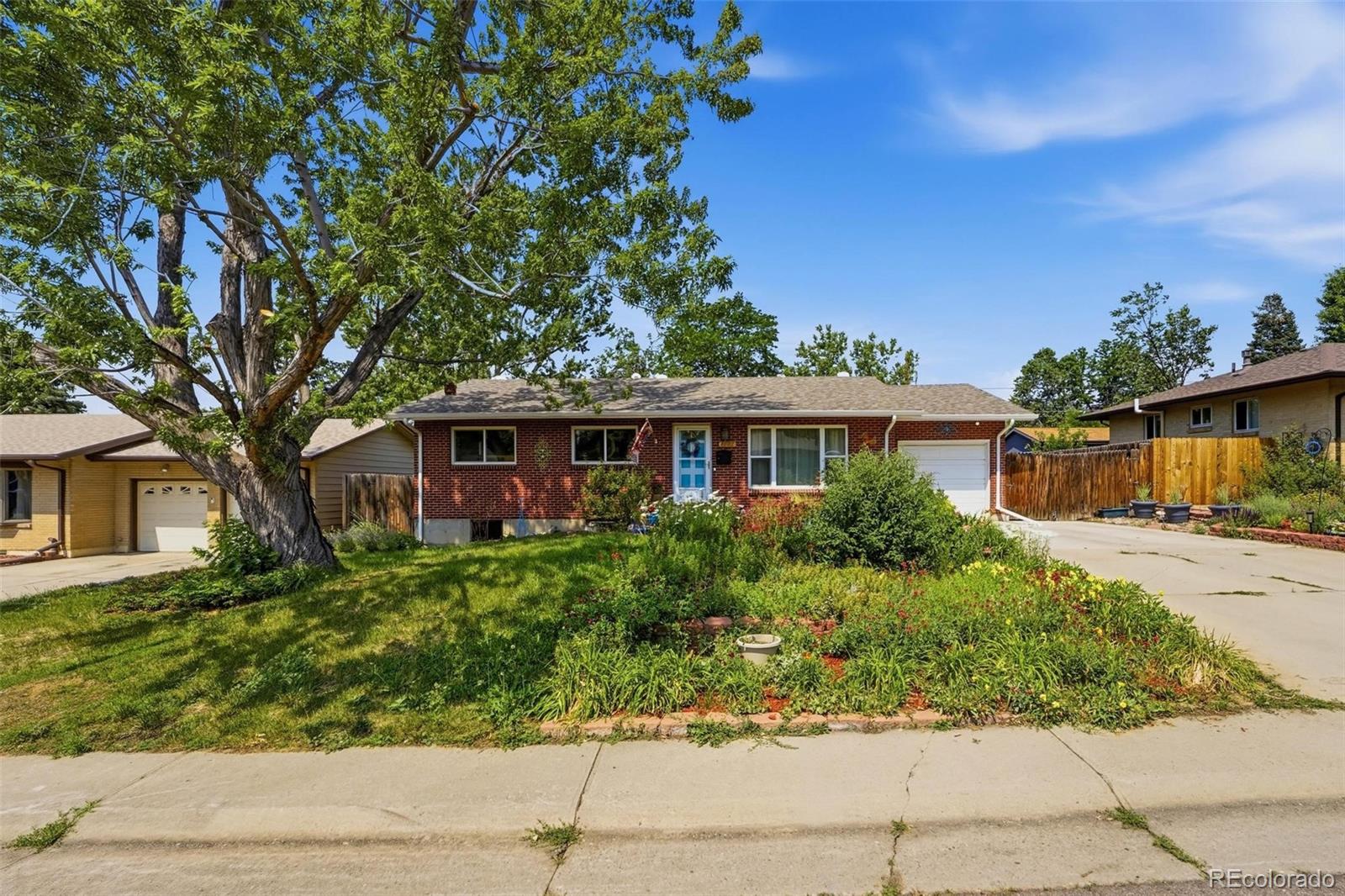 MLS Image #39 for 2927 s stuart street,denver, Colorado