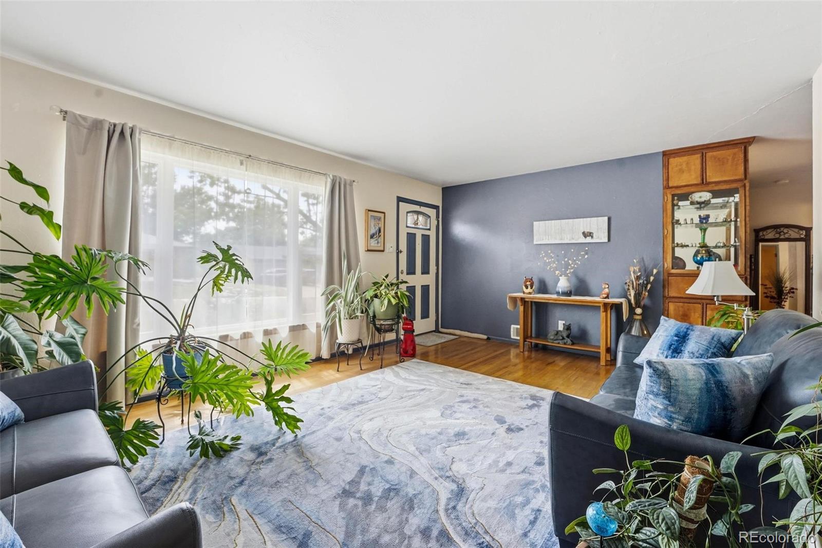 MLS Image #4 for 2927 s stuart street,denver, Colorado