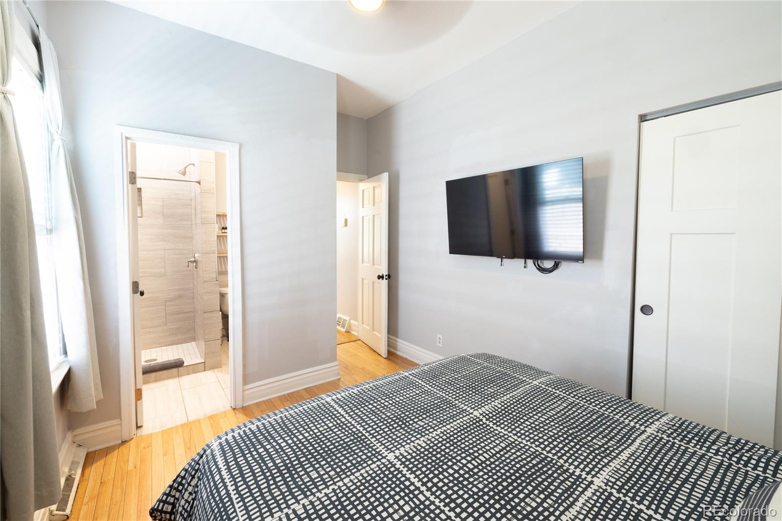 MLS Image #12 for 4847 n meade street,denver, Colorado