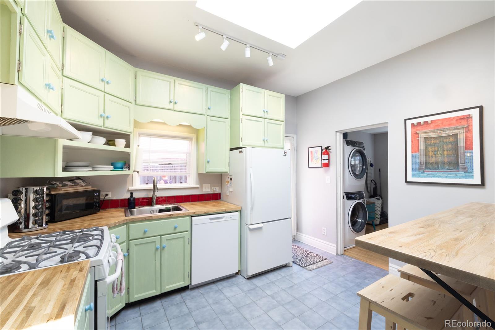 MLS Image #7 for 4847 n meade street,denver, Colorado