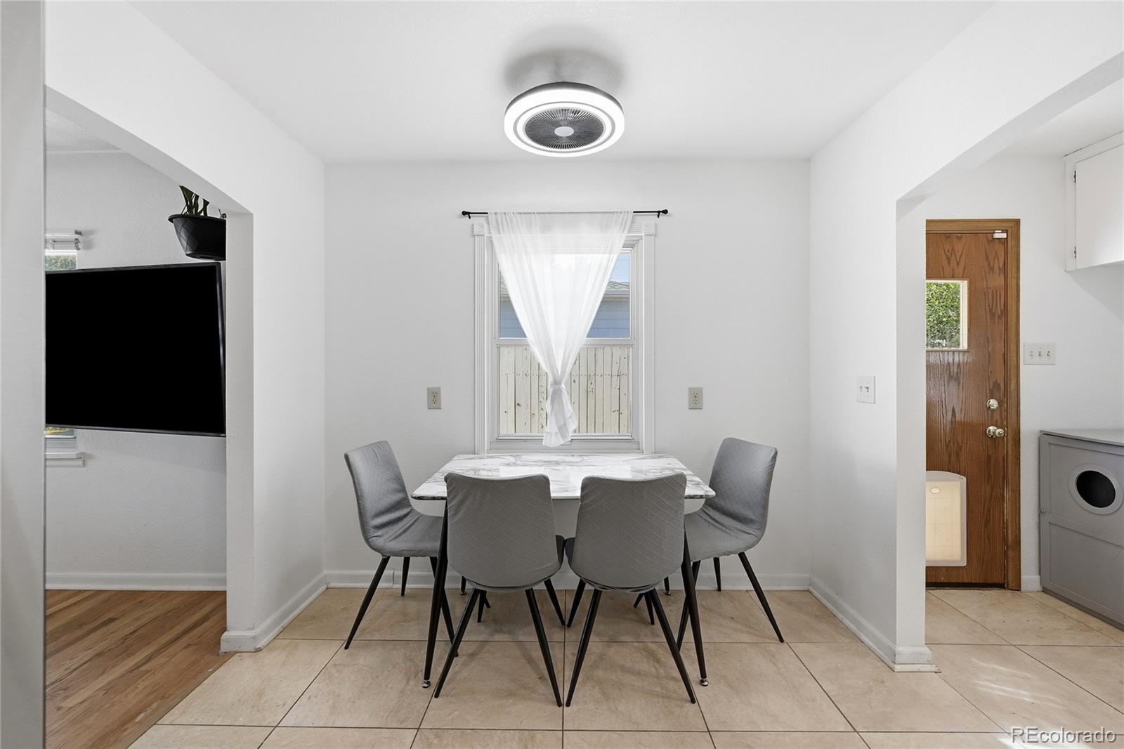 MLS Image #8 for 2309  newark street,aurora, Colorado