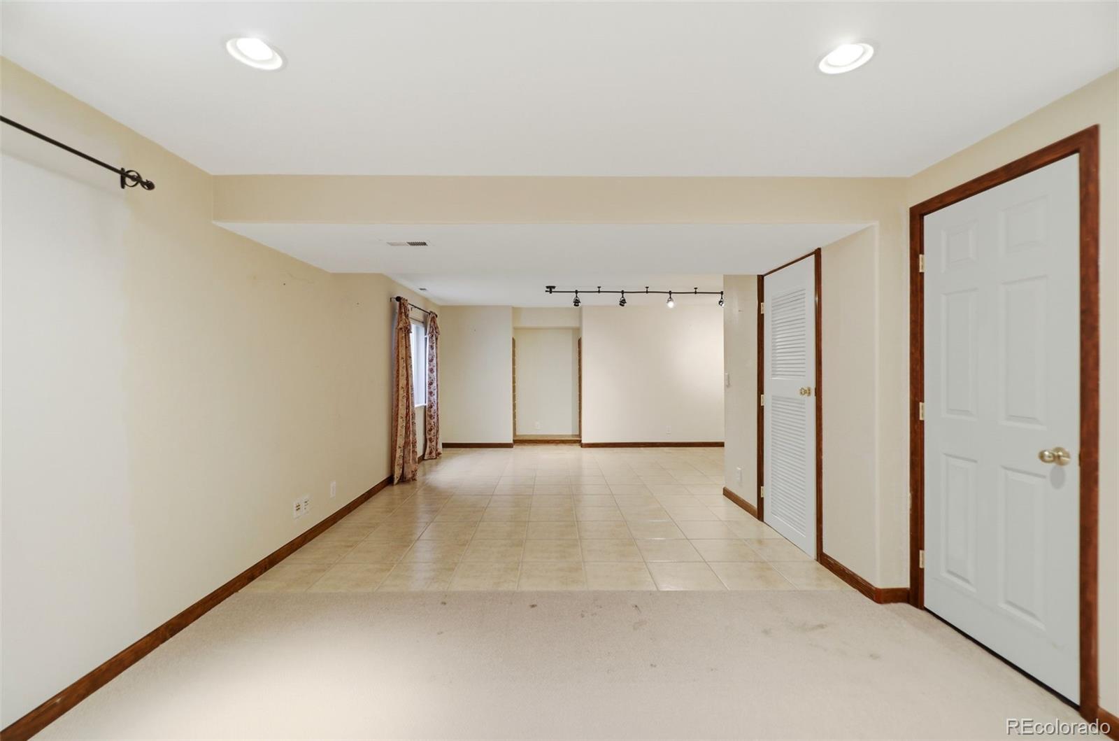 MLS Image #28 for 959  pond side drive,colorado springs, Colorado