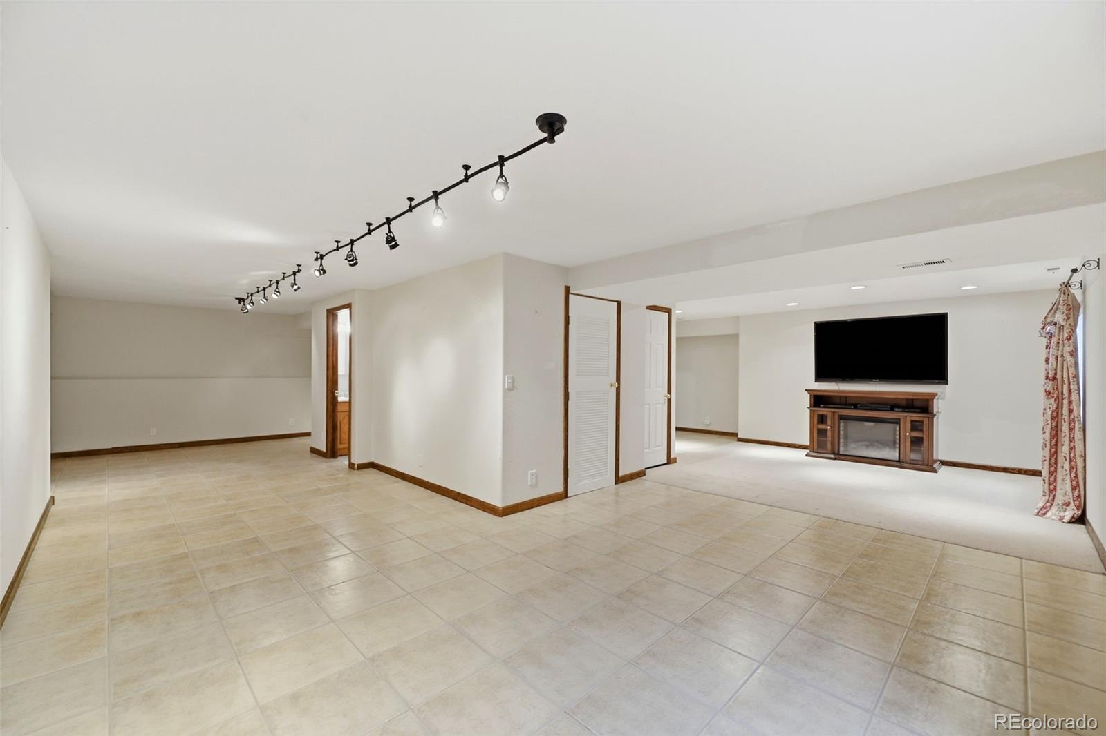 MLS Image #29 for 959  pond side drive,colorado springs, Colorado