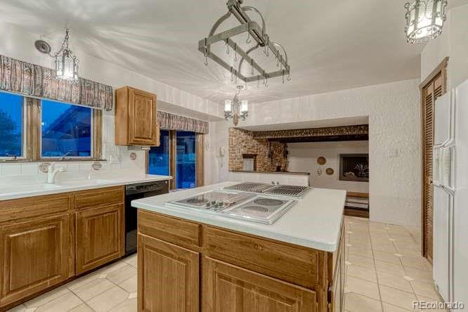 MLS Image #12 for 7427 s richfield street,aurora, Colorado