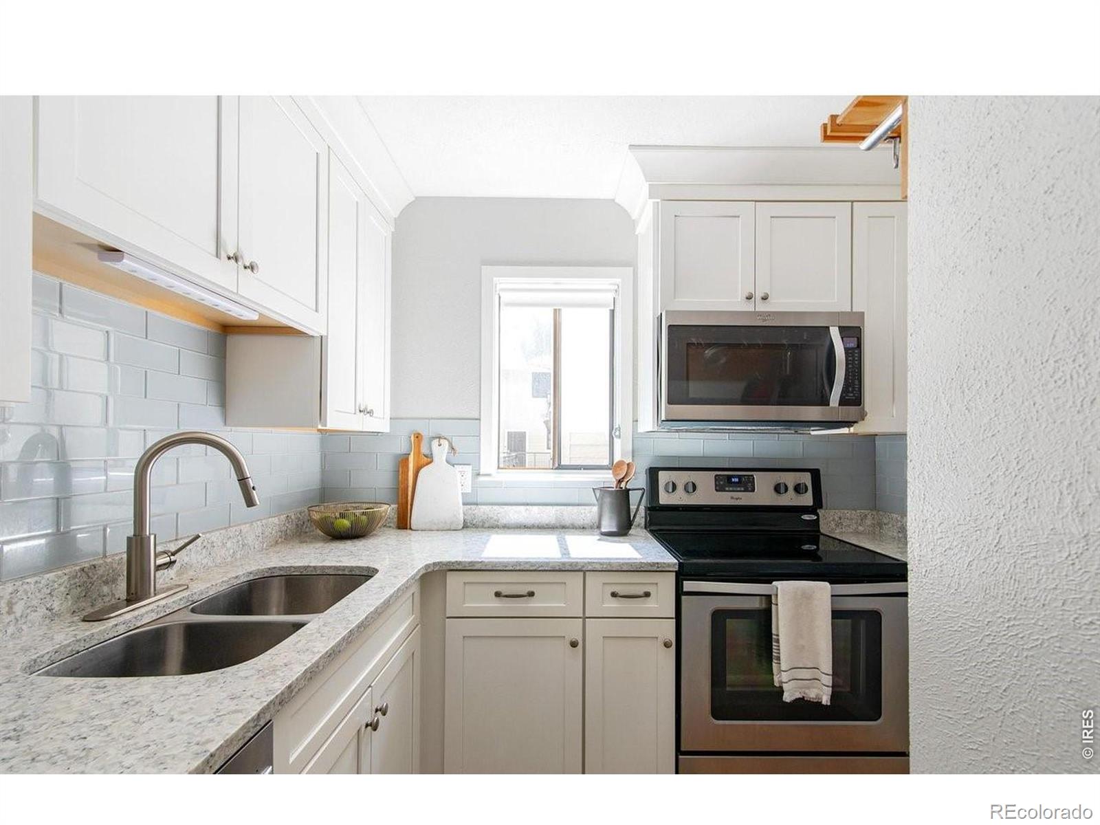 MLS Image #5 for 208  pearl street,boulder, Colorado