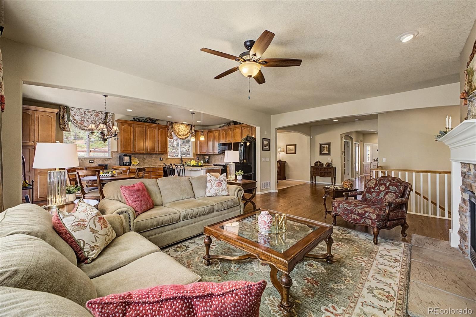MLS Image #9 for 23589 e ottawa place,aurora, Colorado