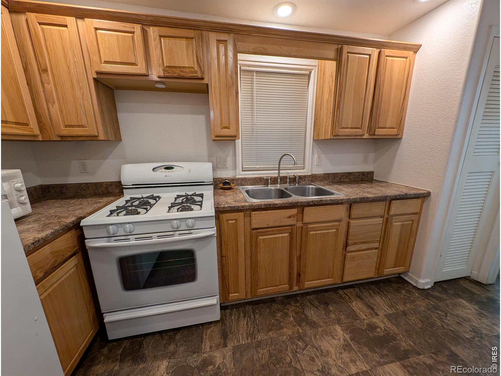 MLS Image #11 for 103 s 8th avenue,sterling, Colorado