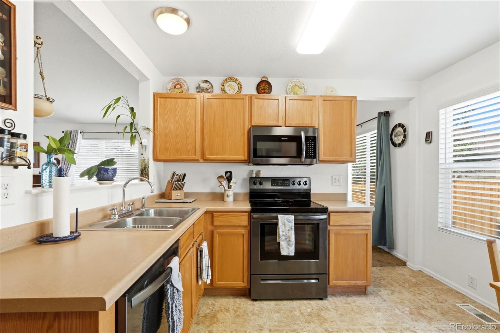 MLS Image #13 for 11373  newport street,thornton, Colorado