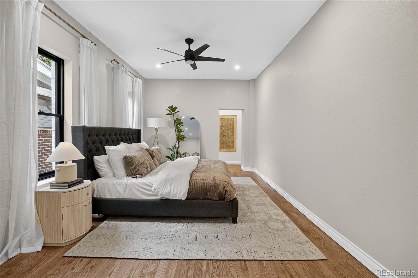MLS Image #19 for 452 n humboldt street,denver, Colorado