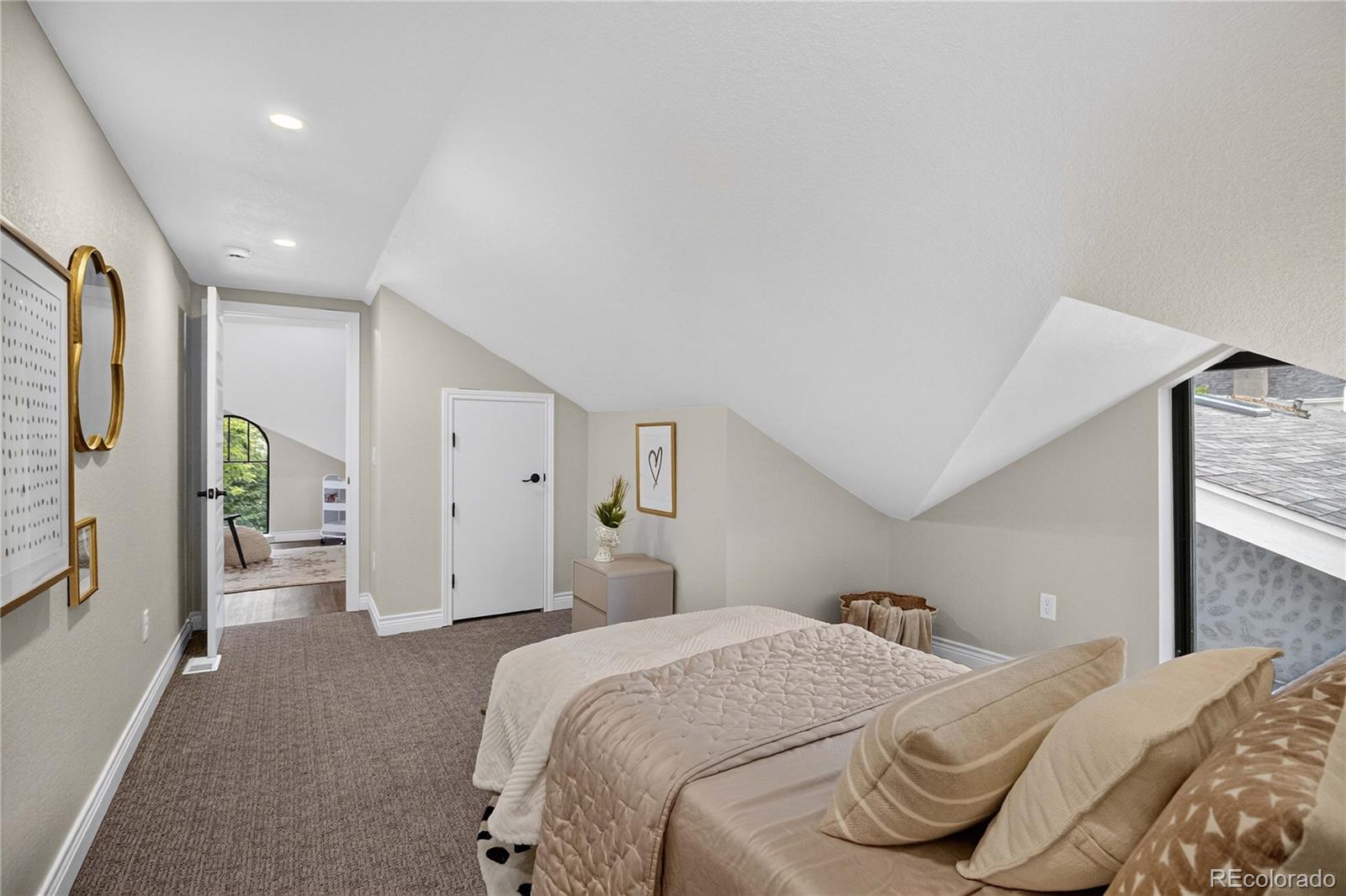 MLS Image #32 for 452 n humboldt street,denver, Colorado