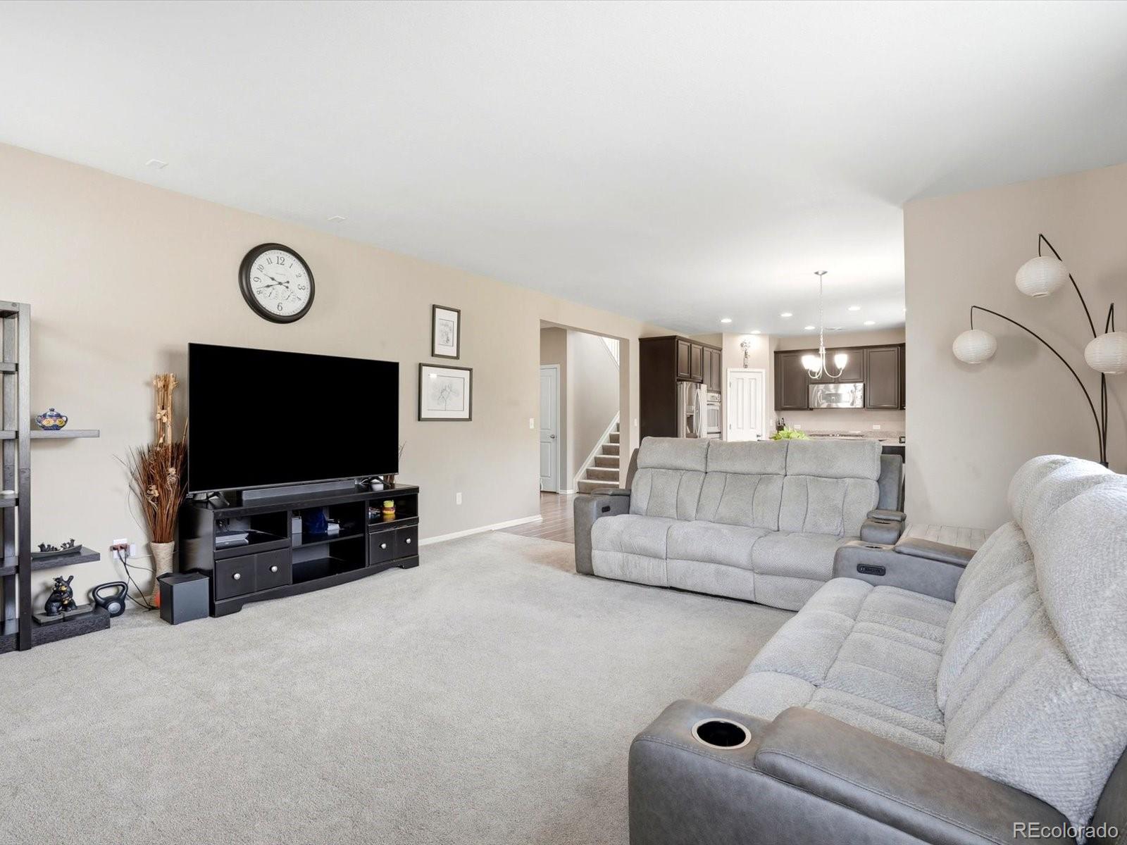 MLS Image #14 for 10261 e telluride court,commerce city, Colorado