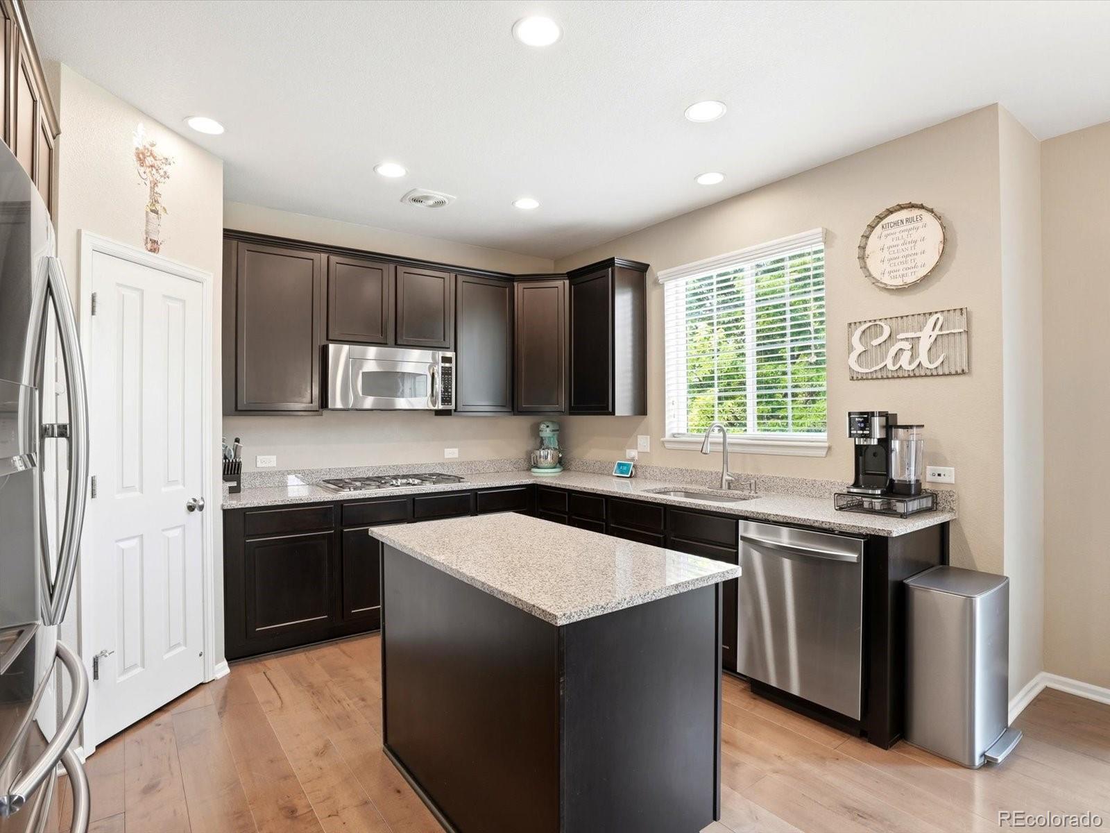 MLS Image #7 for 10261 e telluride court,commerce city, Colorado