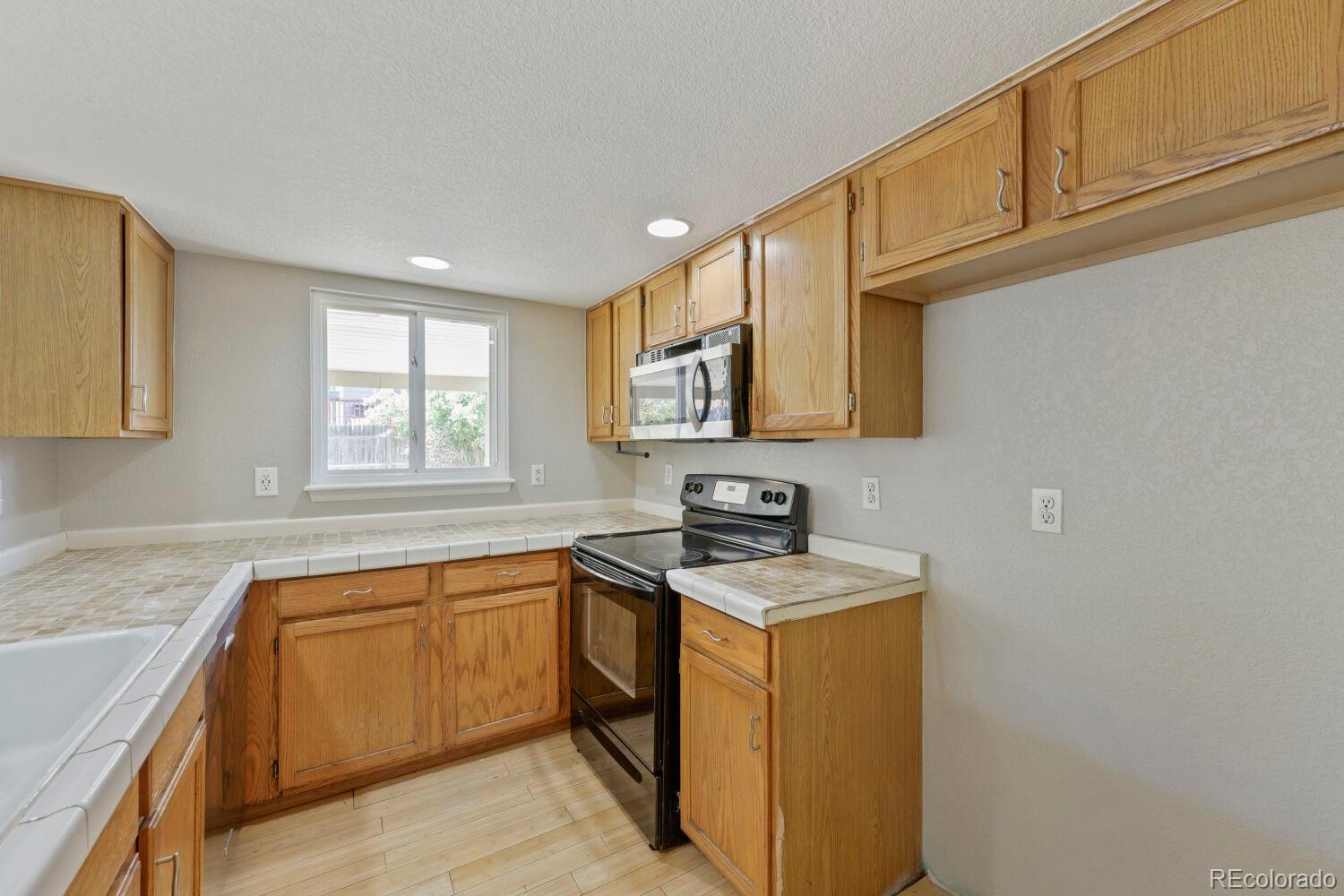MLS Image #13 for 12131  forest way,thornton, Colorado