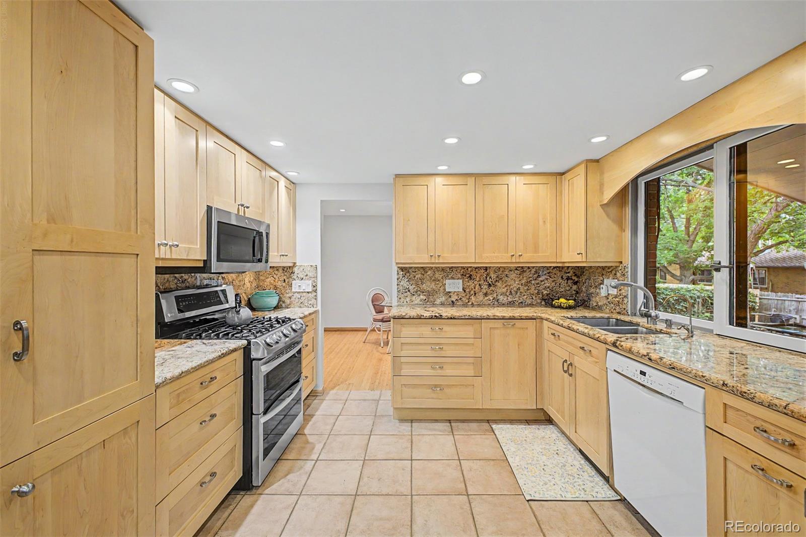 MLS Image #10 for 7730  nelson street,arvada, Colorado