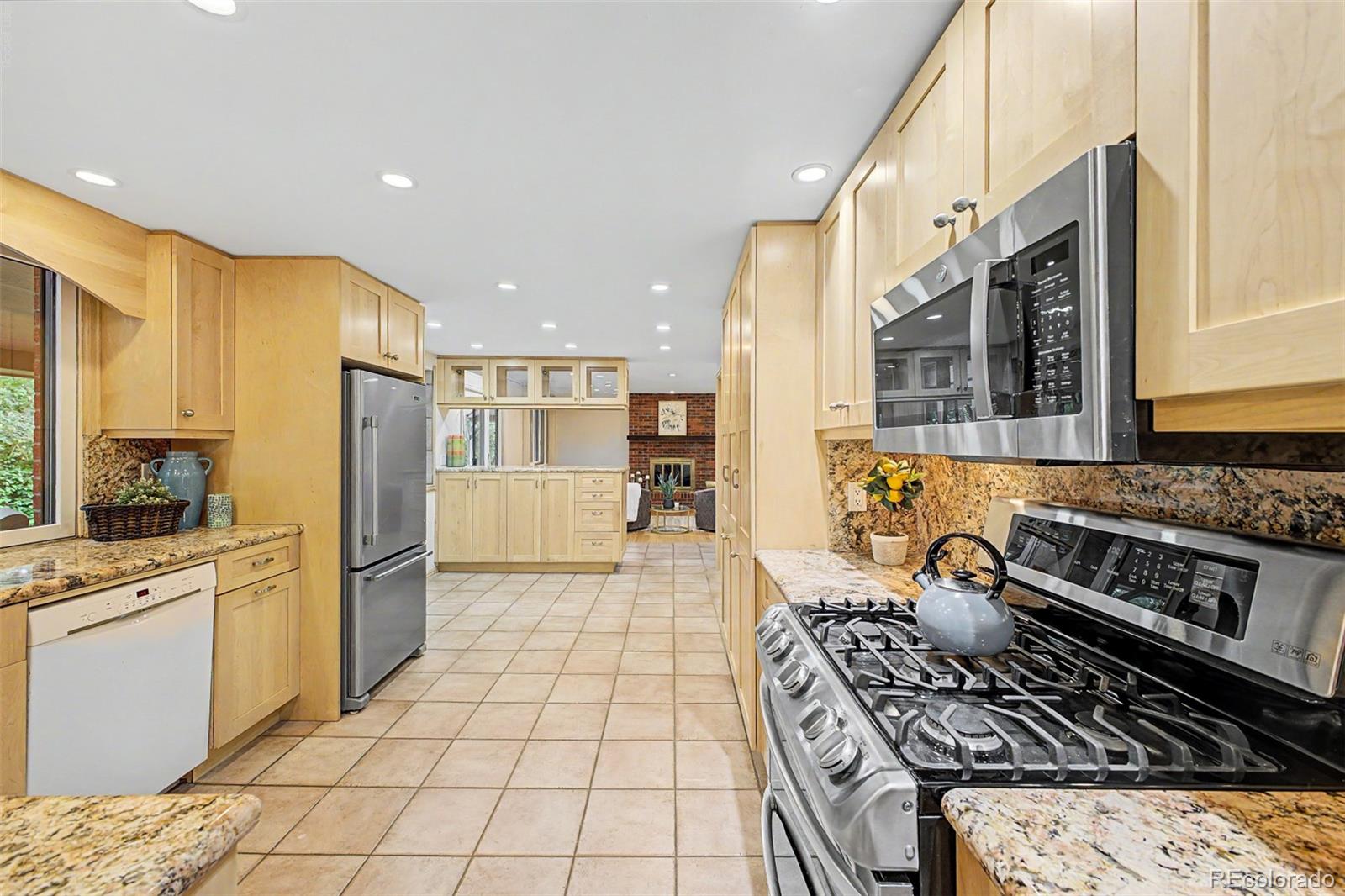 MLS Image #13 for 7730  nelson street,arvada, Colorado
