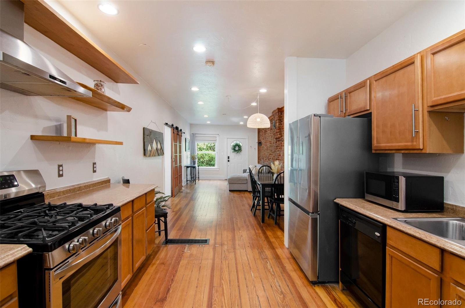 MLS Image #8 for 3034 n high street,denver, Colorado