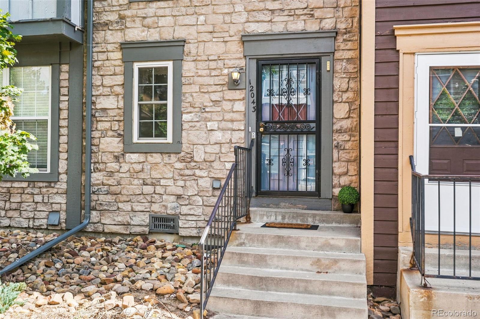 MLS Image #1 for 12043 e hoye drive,aurora, Colorado