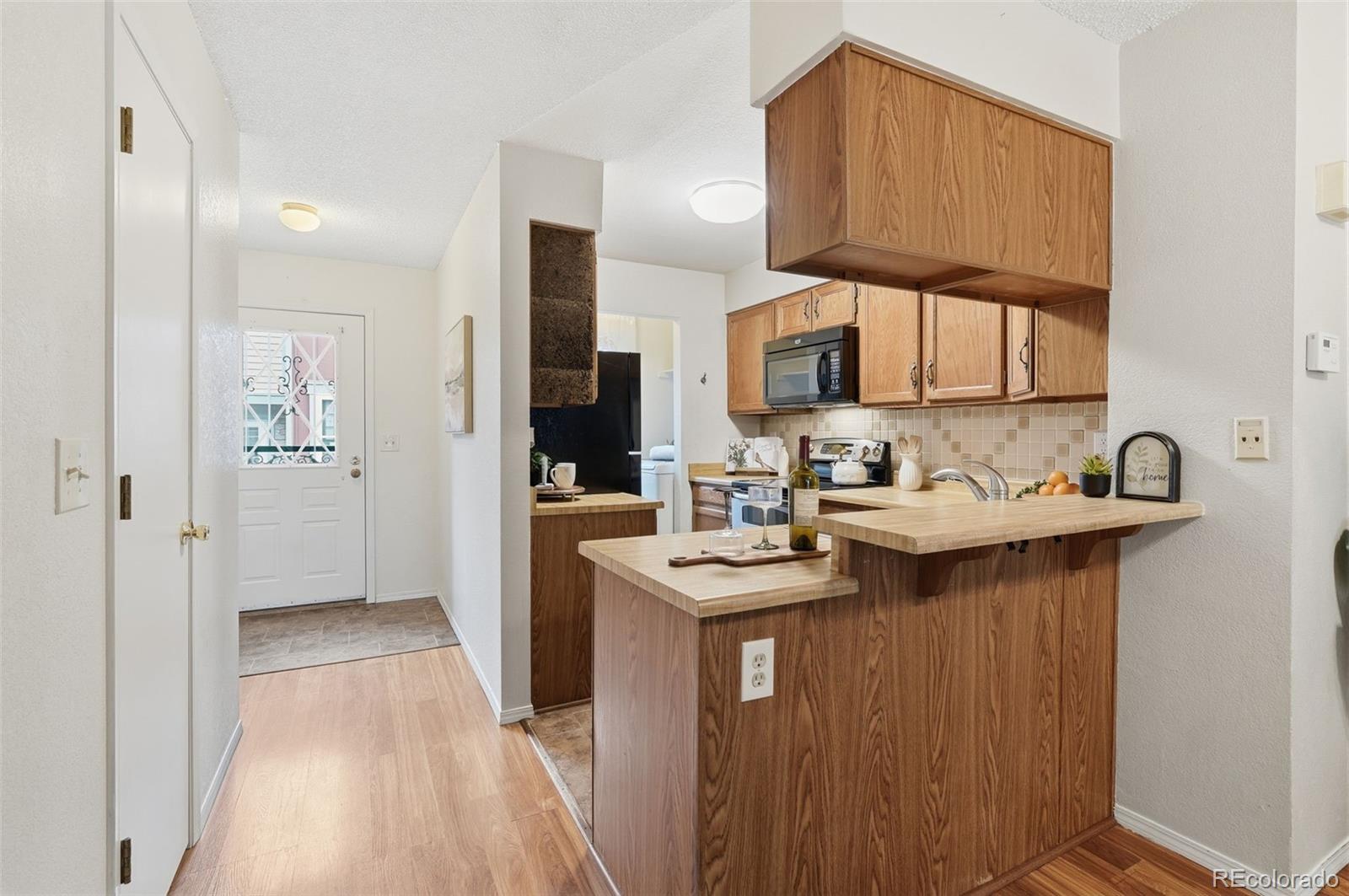 MLS Image #17 for 12043 e hoye drive,aurora, Colorado