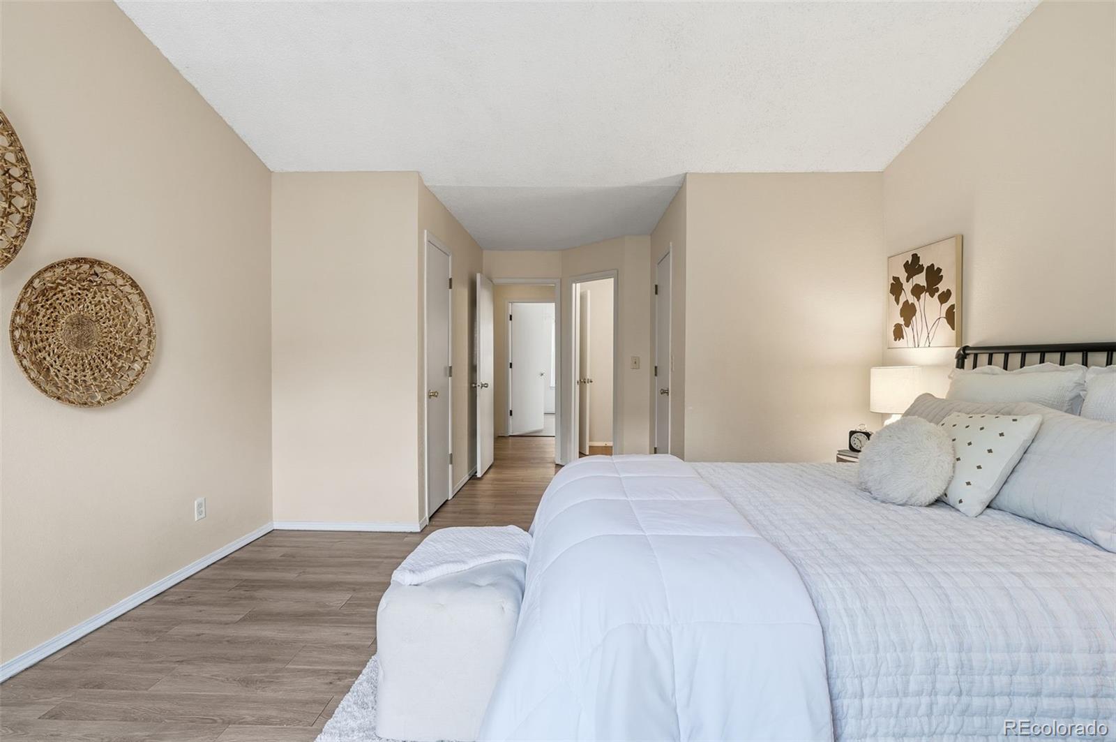 MLS Image #32 for 12043 e hoye drive,aurora, Colorado