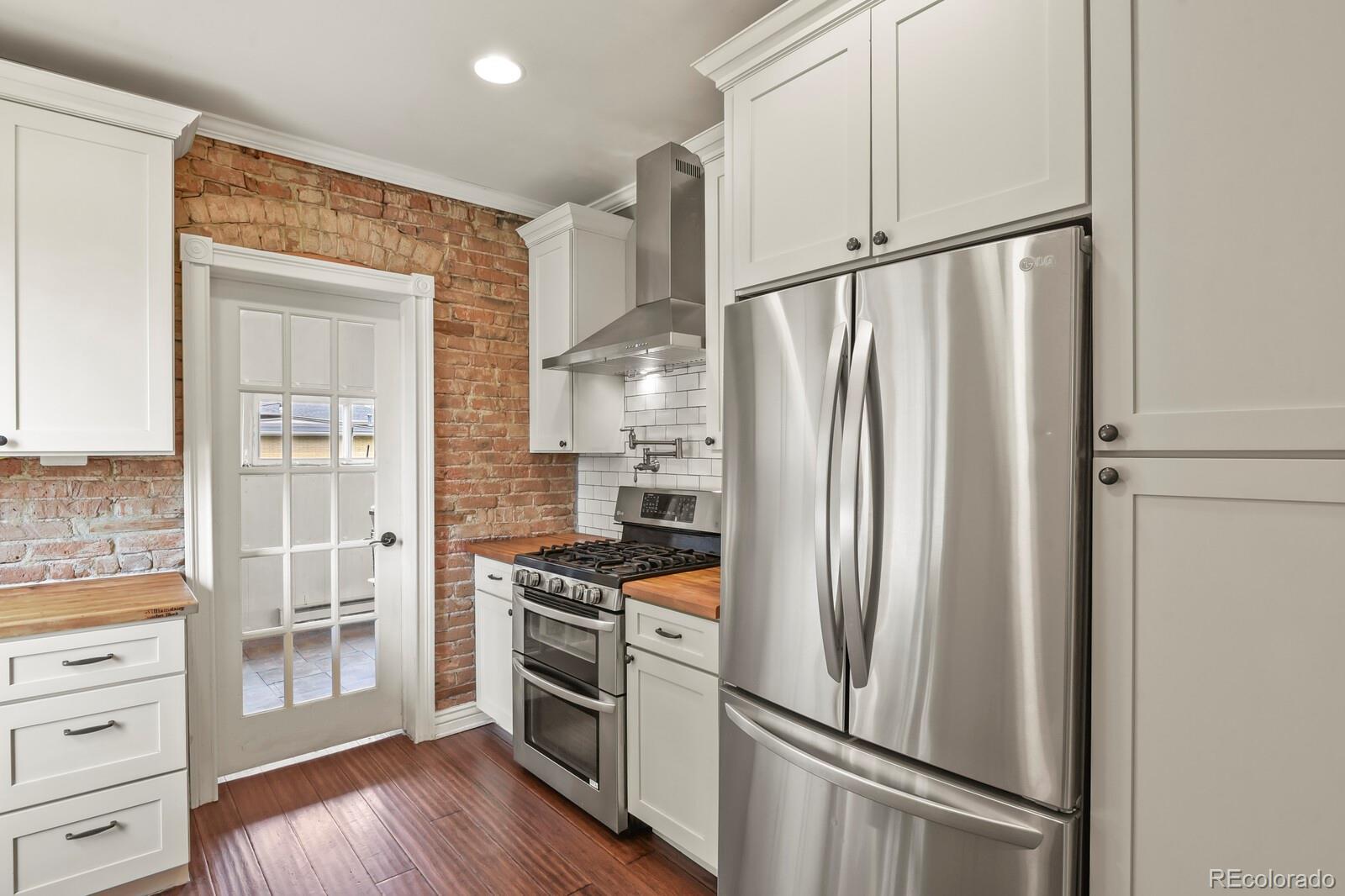 MLS Image #14 for 2952 n vine street,denver, Colorado