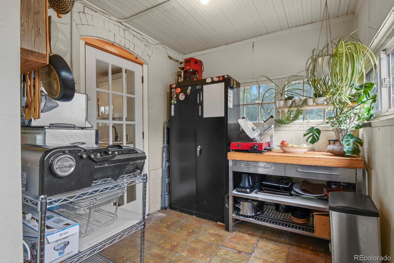 MLS Image #18 for 2952 n vine street,denver, Colorado