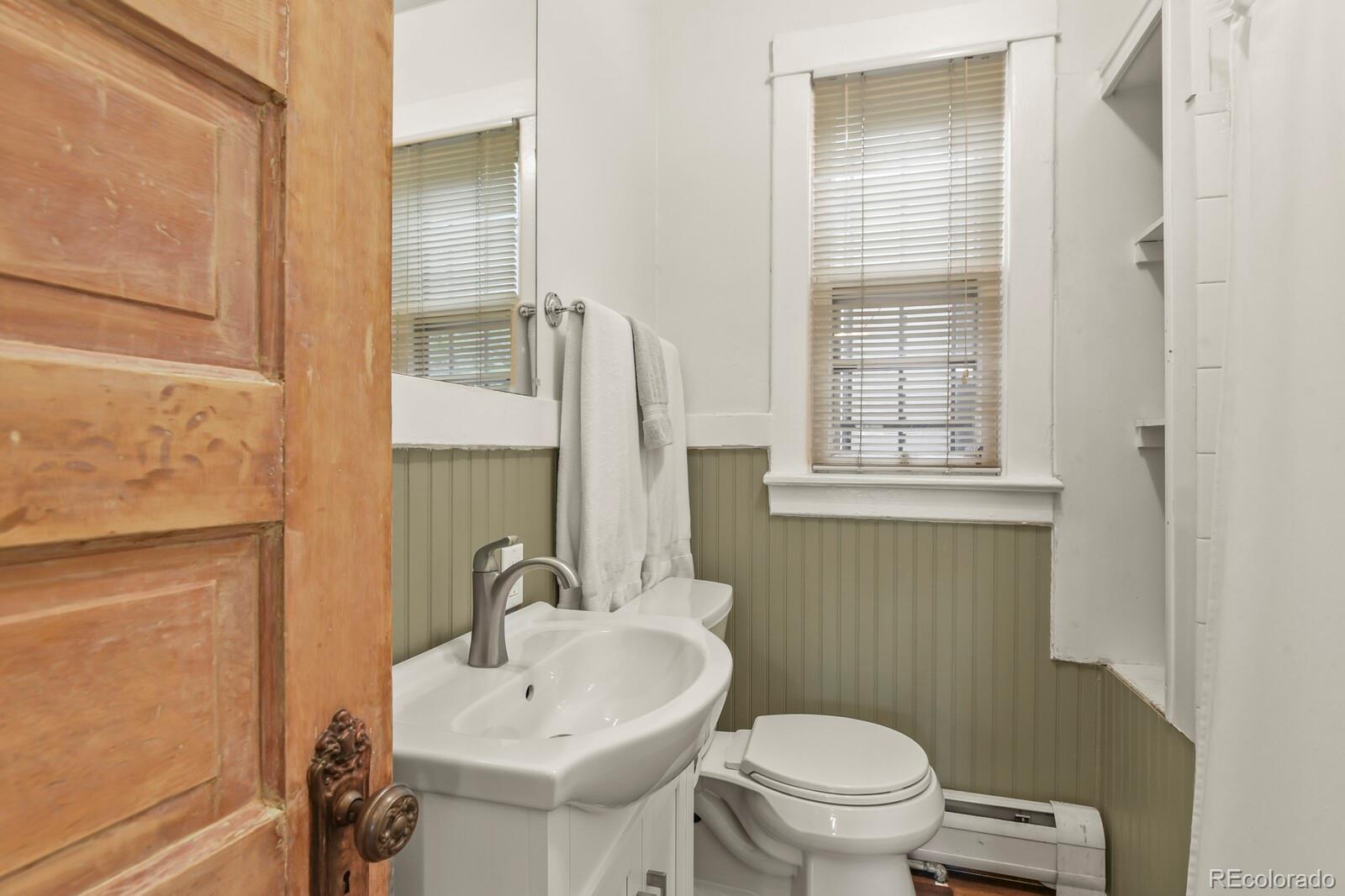 MLS Image #21 for 2952 n vine street,denver, Colorado