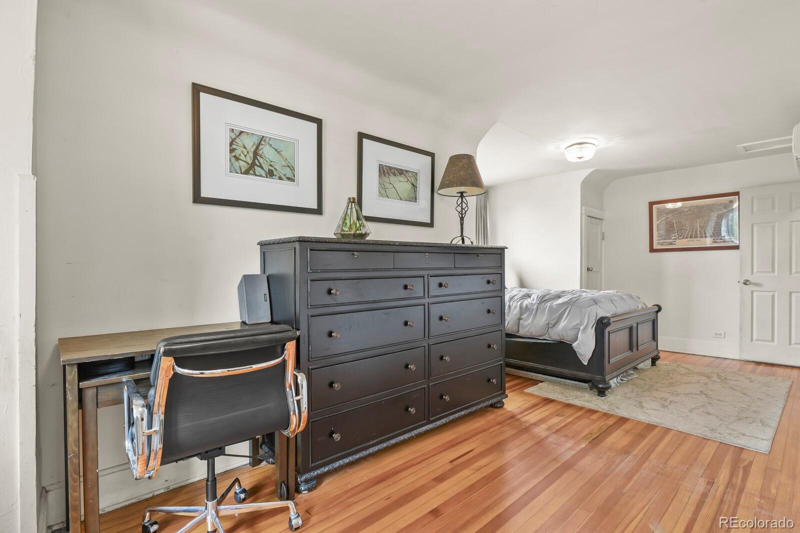 MLS Image #26 for 2952 n vine street,denver, Colorado