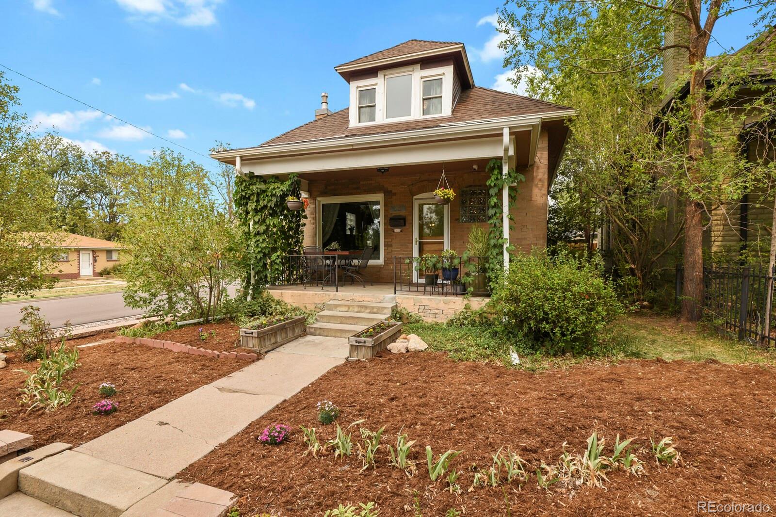MLS Image #36 for 2952 n vine street,denver, Colorado