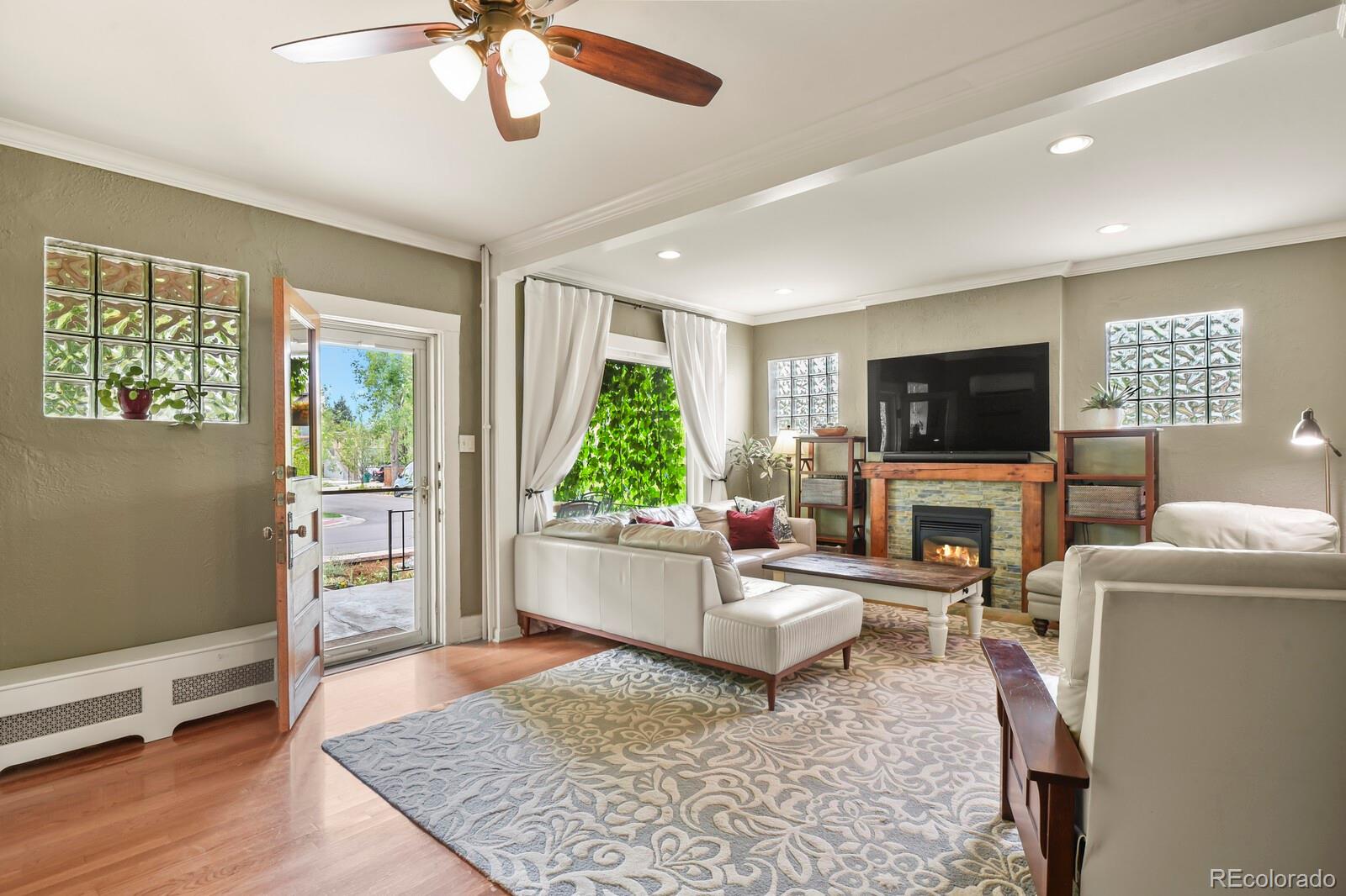 MLS Image #4 for 2952 n vine street,denver, Colorado