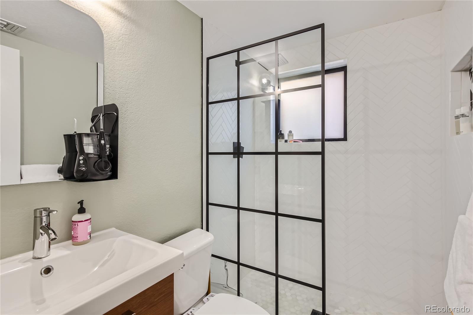 MLS Image #19 for 3068  umatilla street,denver, Colorado