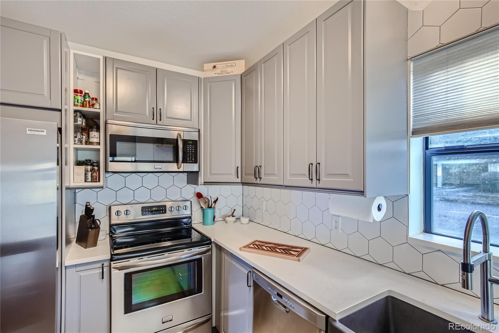 MLS Image #5 for 3068  umatilla street,denver, Colorado