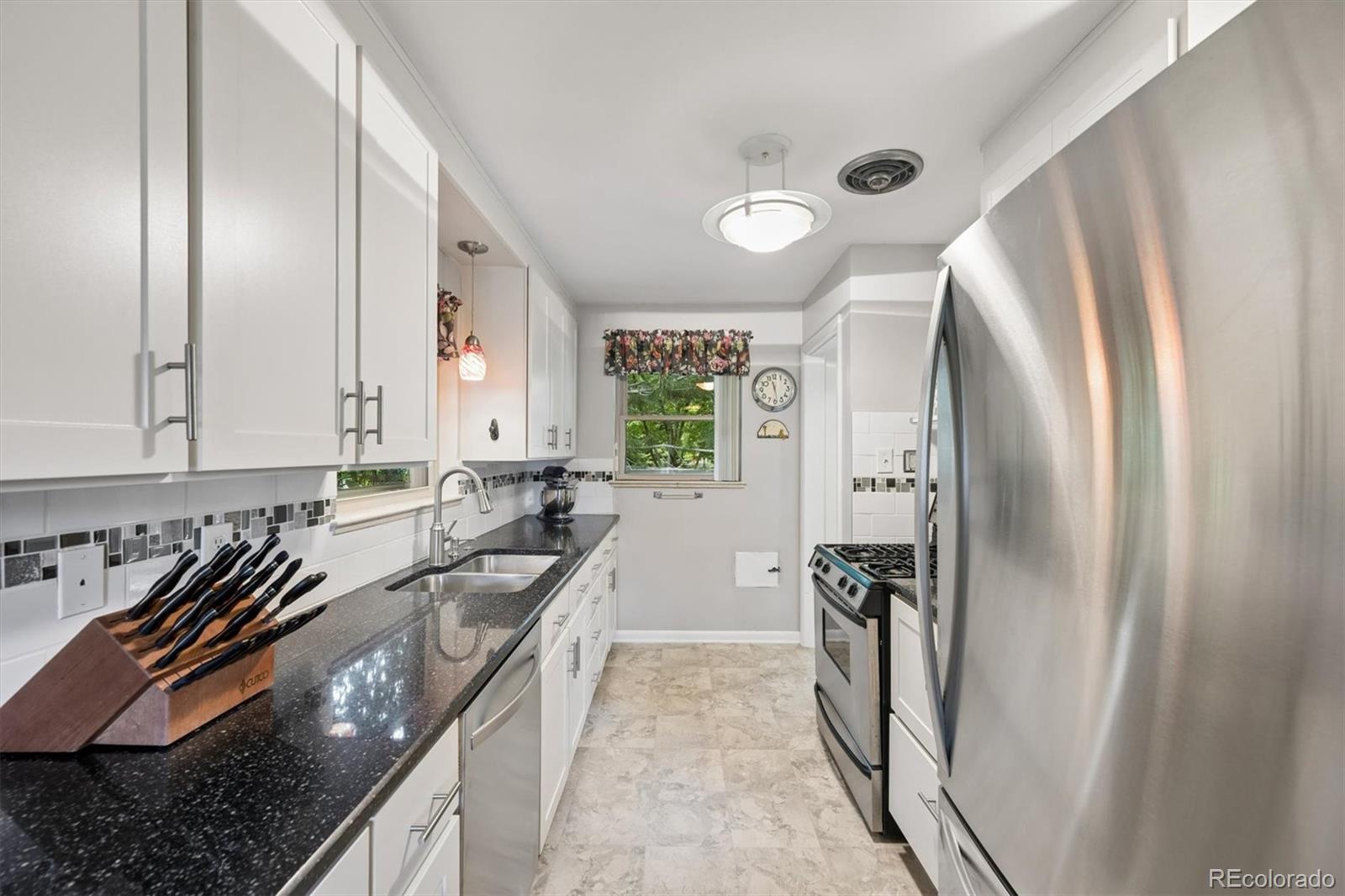 MLS Image #14 for 2835  dahlia street,denver, Colorado