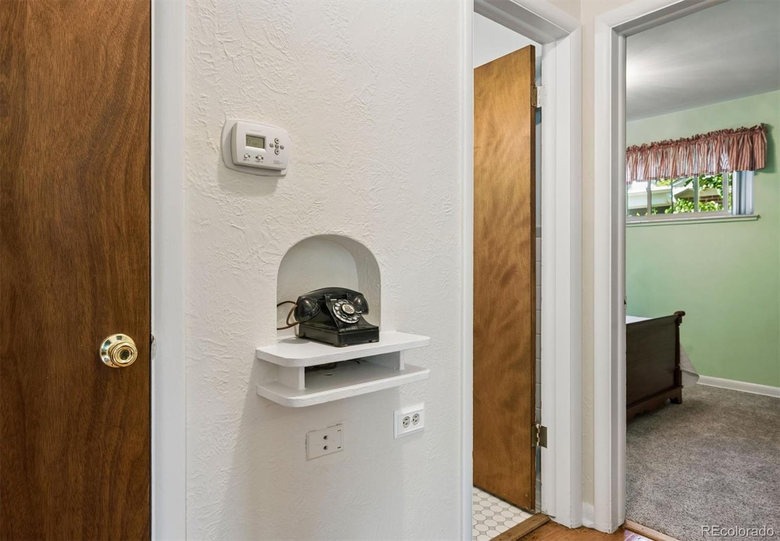MLS Image #5 for 2835  dahlia street,denver, Colorado