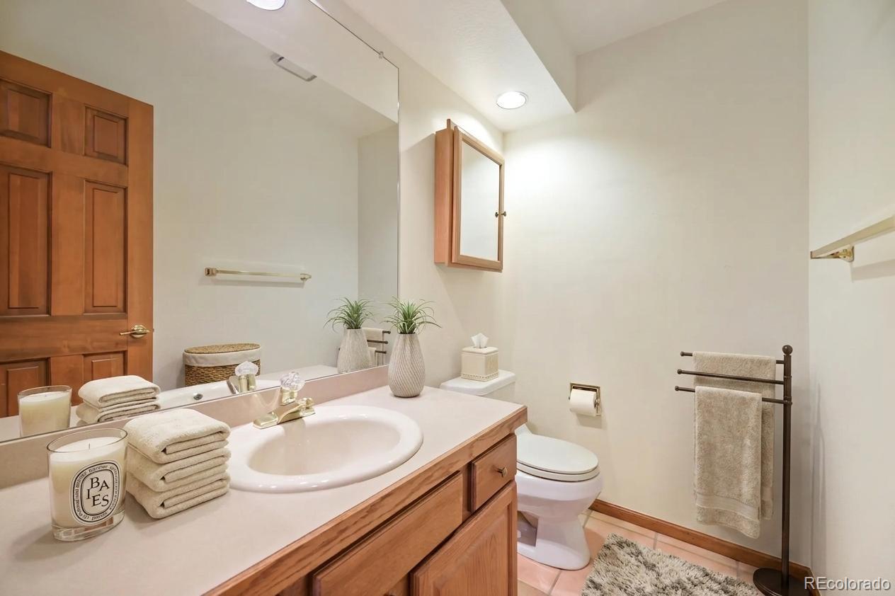MLS Image #15 for 2900 s quebec street,denver, Colorado