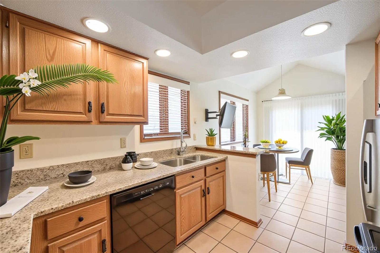 MLS Image #7 for 2900 s quebec street,denver, Colorado