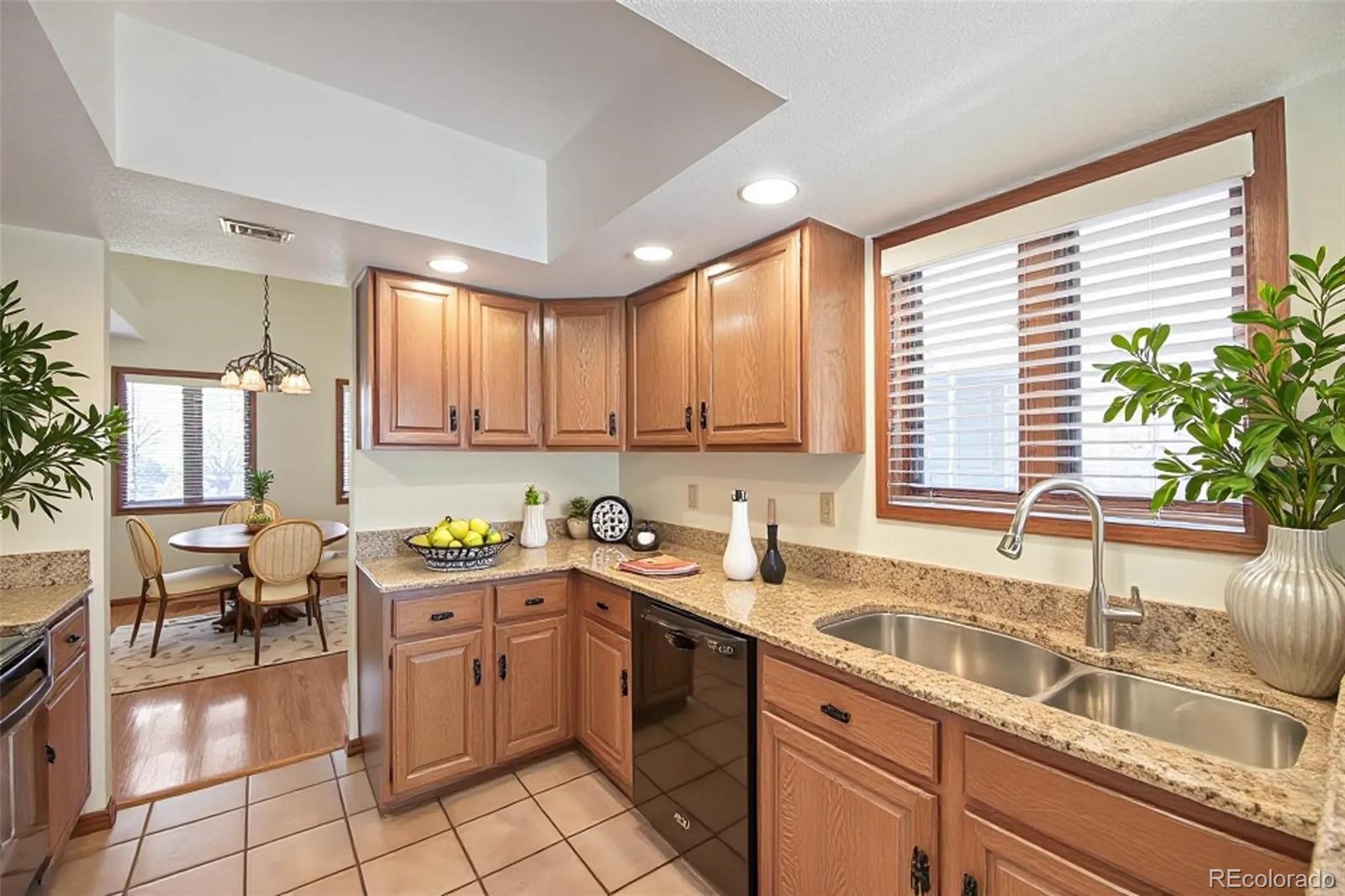MLS Image #8 for 2900 s quebec street,denver, Colorado