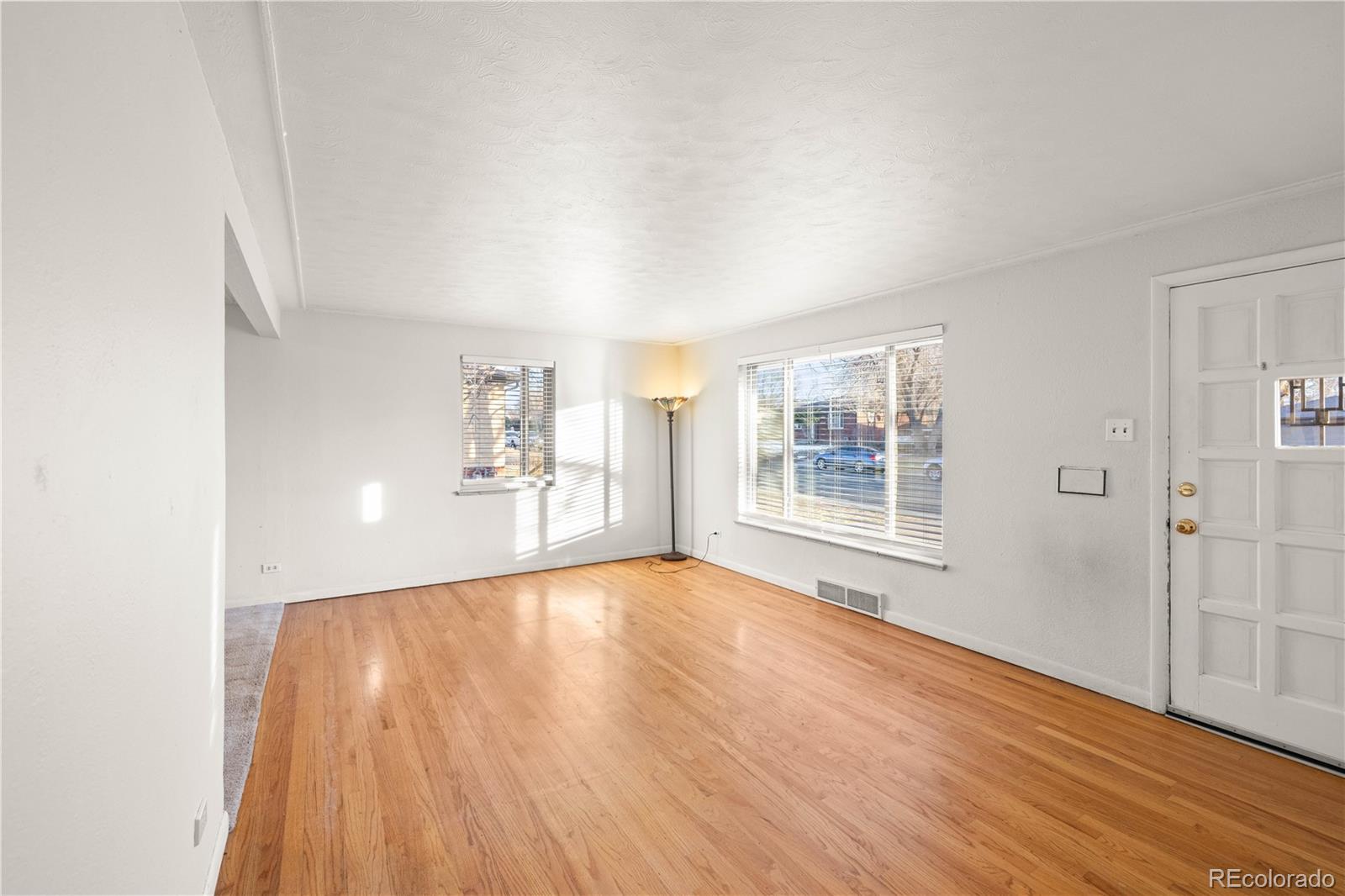 MLS Image #4 for 4645 e colorado avenue,denver, Colorado