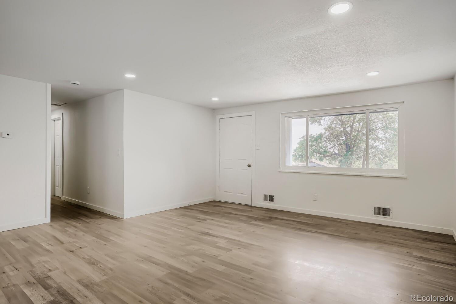 MLS Image #1 for 961 e 83rd place,denver, Colorado
