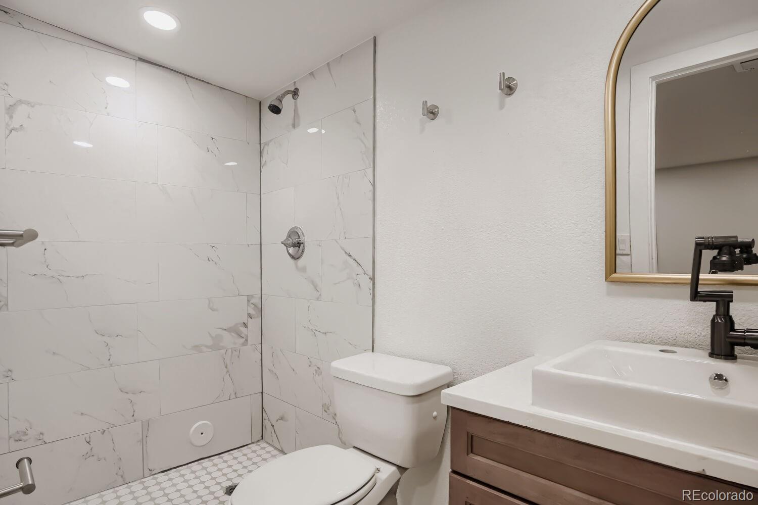 MLS Image #12 for 961 e 83rd place,denver, Colorado