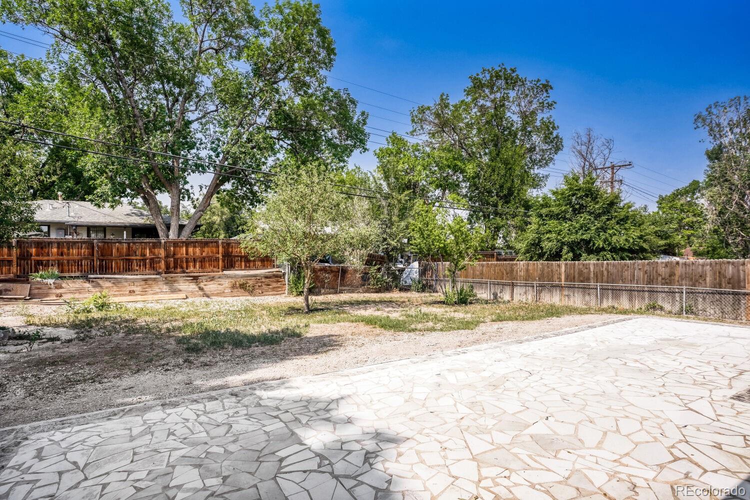 MLS Image #15 for 961 e 83rd place,denver, Colorado