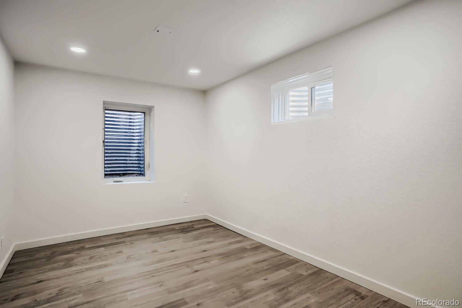 MLS Image #8 for 961 e 83rd place,denver, Colorado