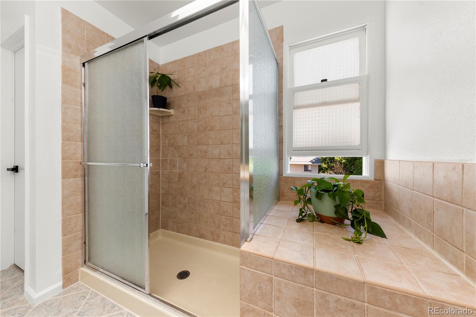 MLS Image #16 for 19355 e greenwood place,aurora, Colorado