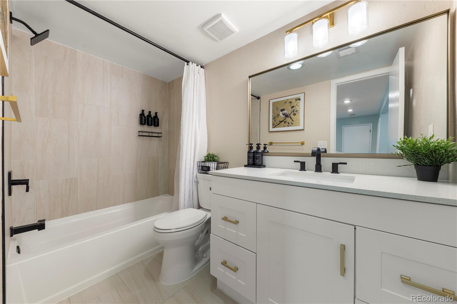 MLS Image #26 for 19355 e greenwood place,aurora, Colorado