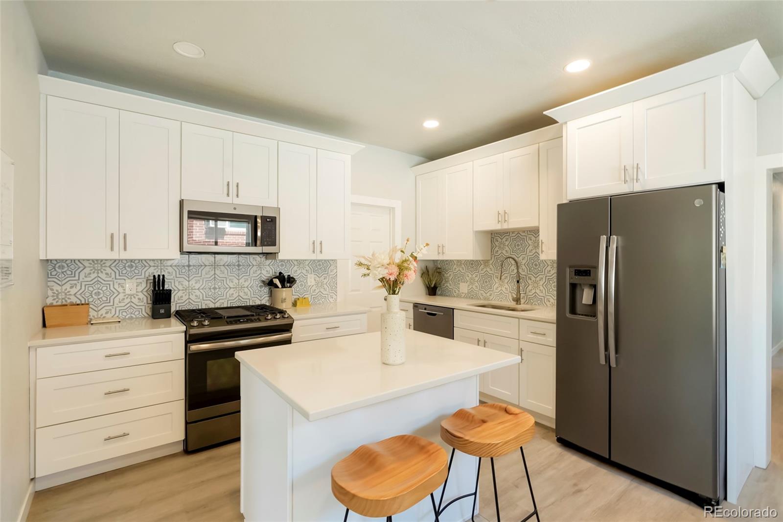 MLS Image #7 for 517  locust street,windsor, Colorado
