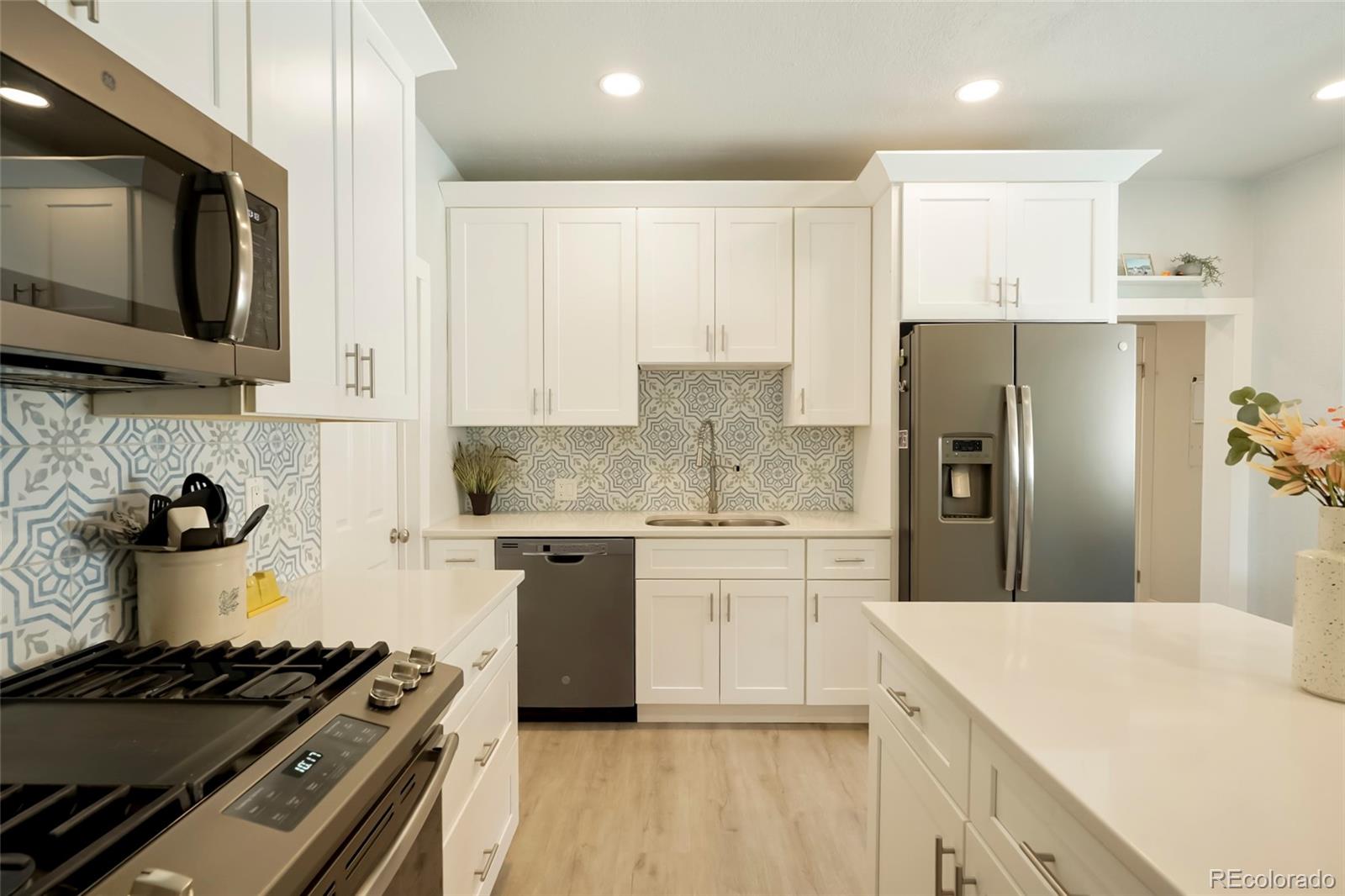 MLS Image #8 for 517  locust street,windsor, Colorado